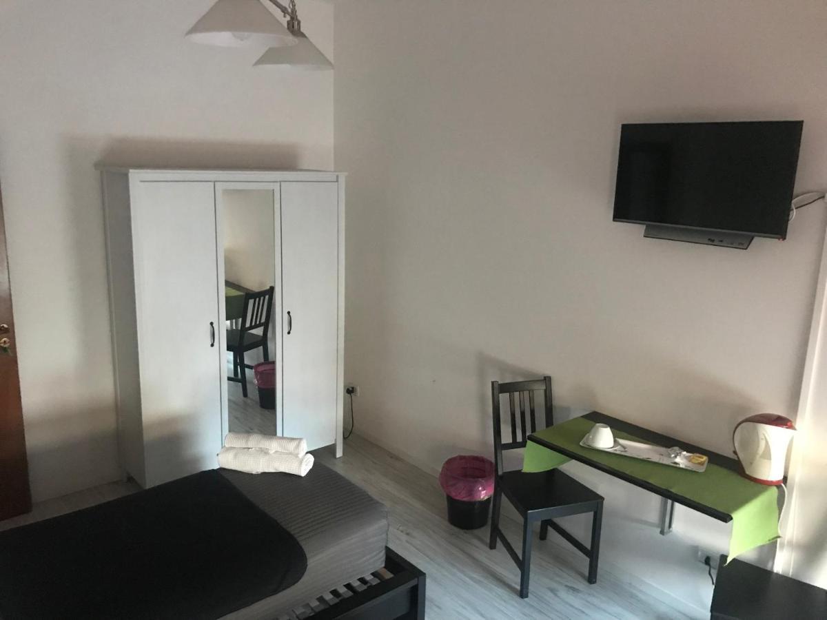 Itremoschettieri Bed & Breakfast Bologna Phòng bức ảnh